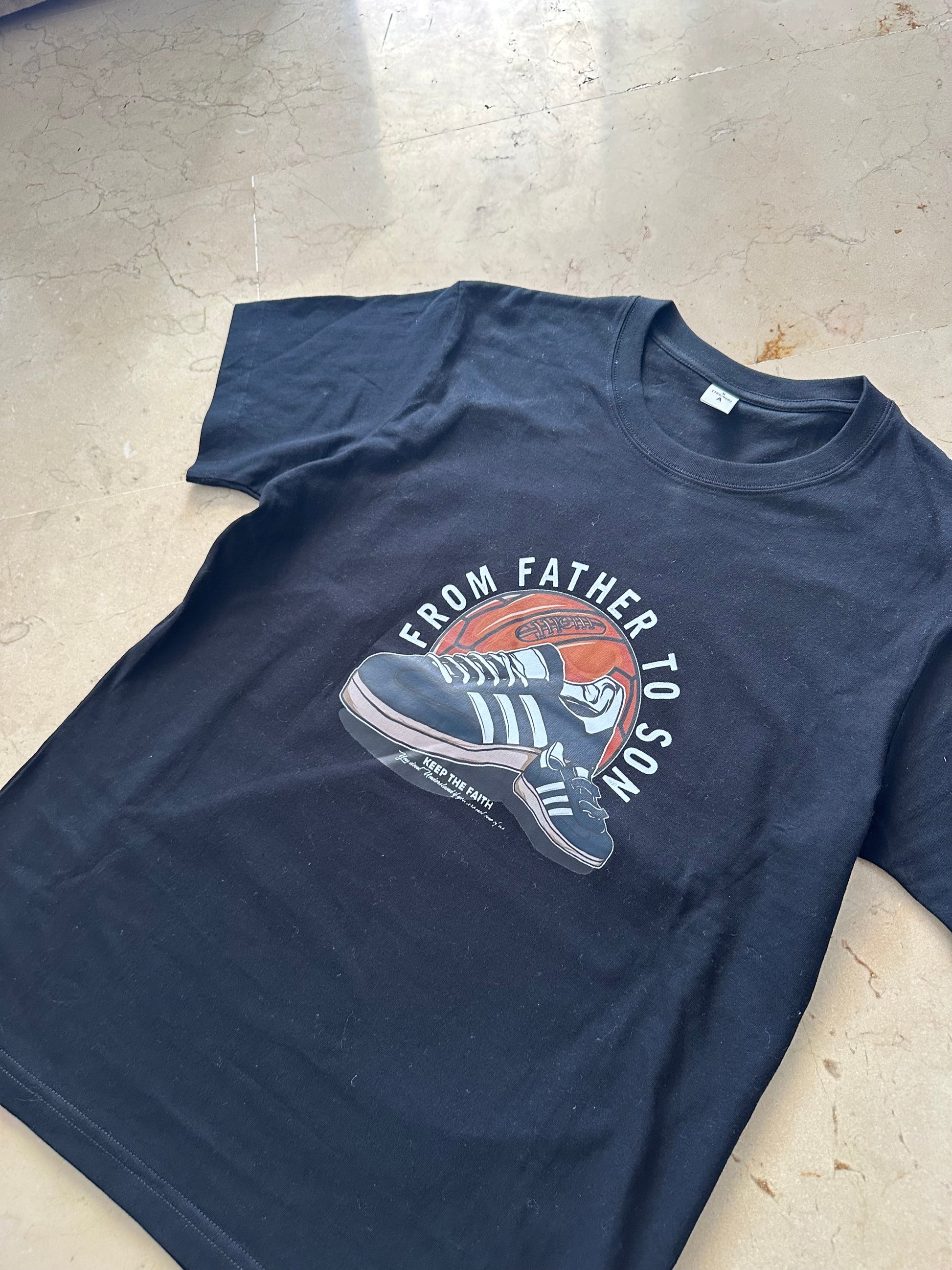 Vom Vater zum Sohn – Legacy Tee